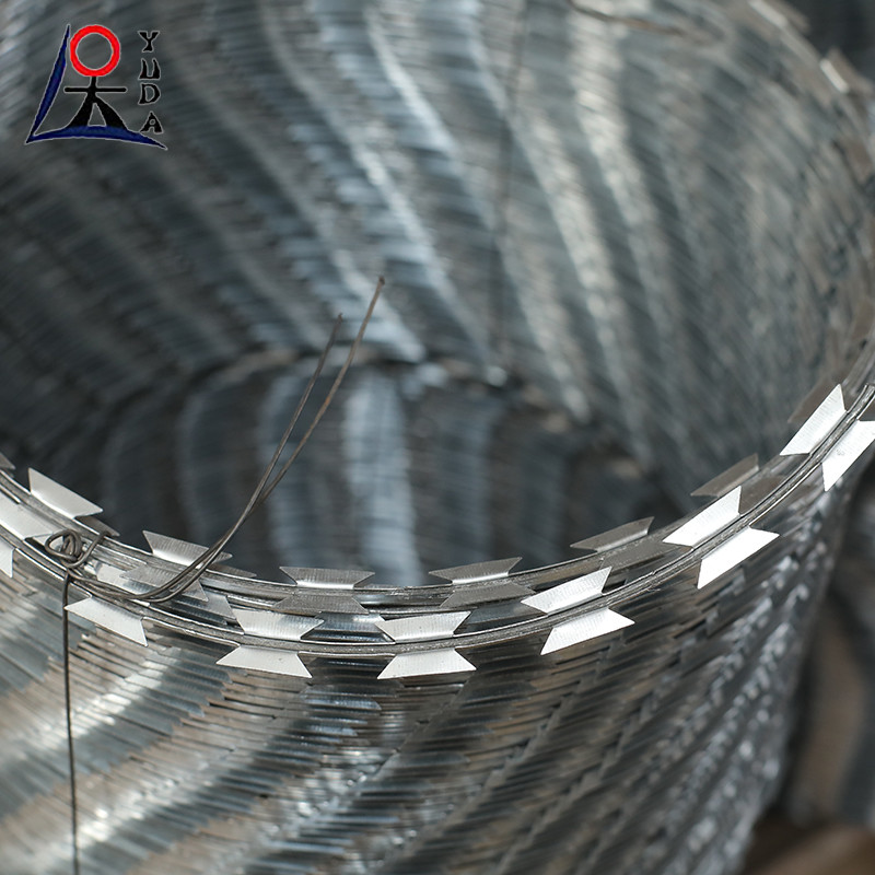 Hot Dip Galvanized Straight Line Razor Barbed Wire Mesh Fence