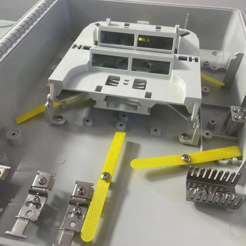 145*120mm Installation Size Fiber Optic Distribution Box for Outdoor Indoor Equipment