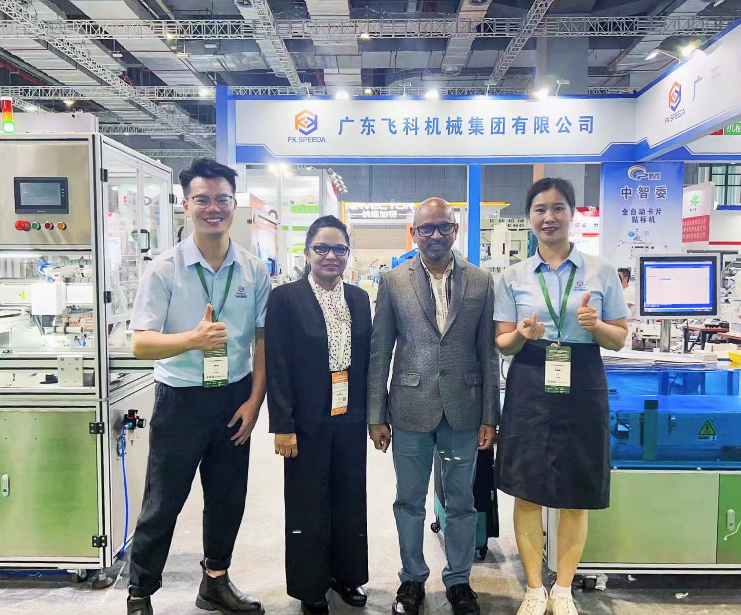 FK Semi Automatic Manual Right Angle Corner Sticker Labeling Machine for Design Needs