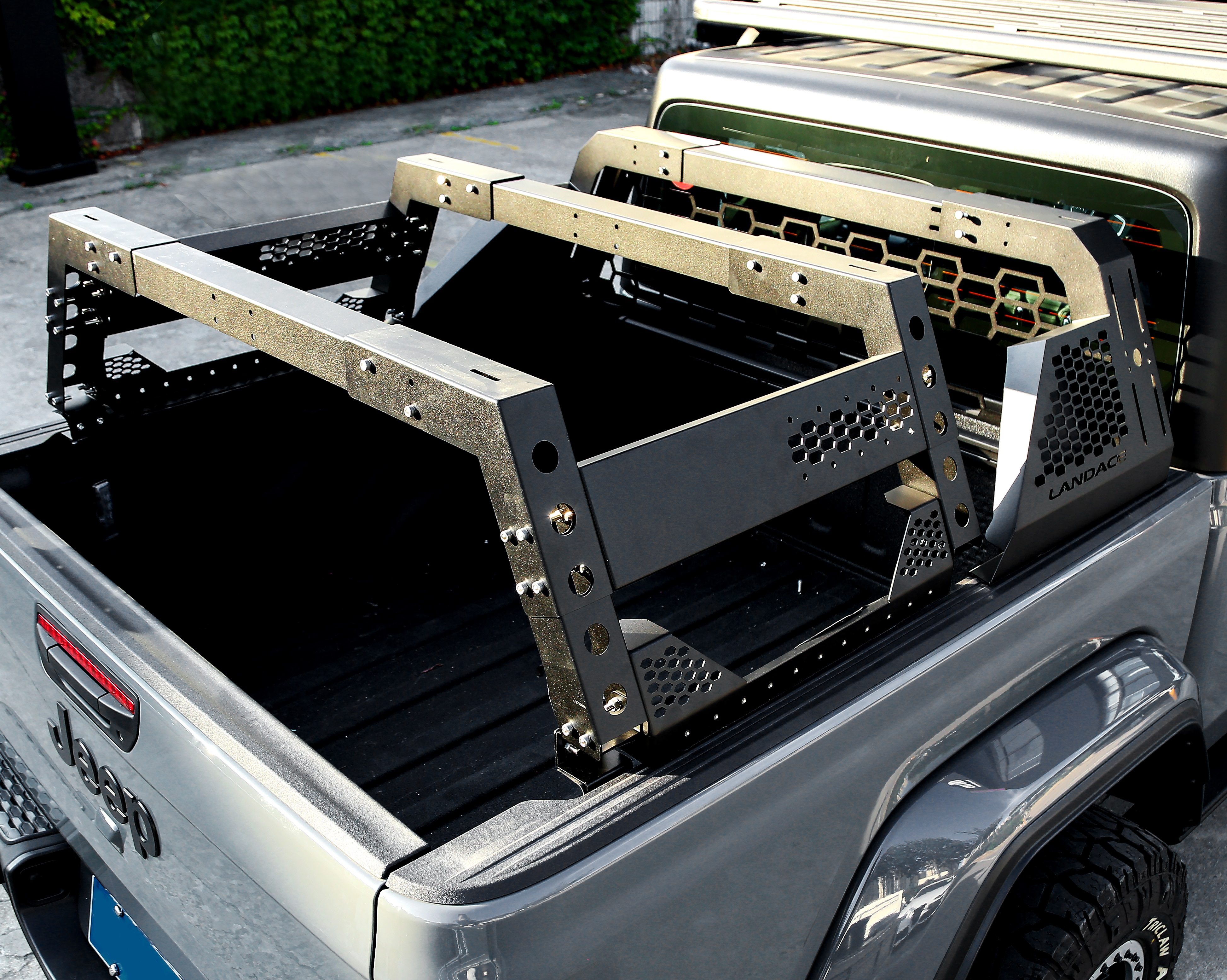 Pickup Truck Bed Rack System Customized for TOYOTA TRUCK and Made of Sturdy Aluminium
