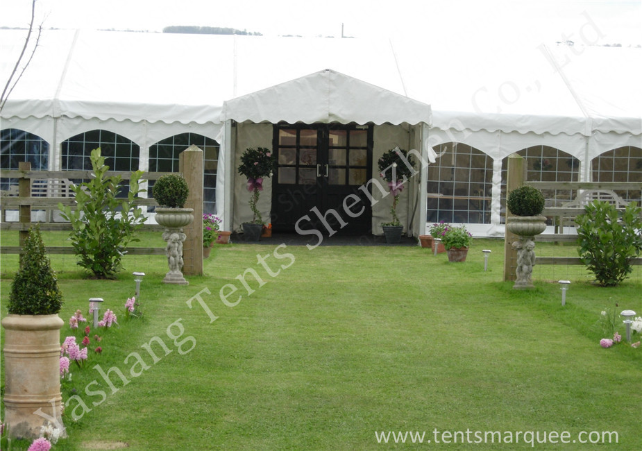 White Fabric Cover Hard Aluminum Garden Party Marquees with Enterance Walkway