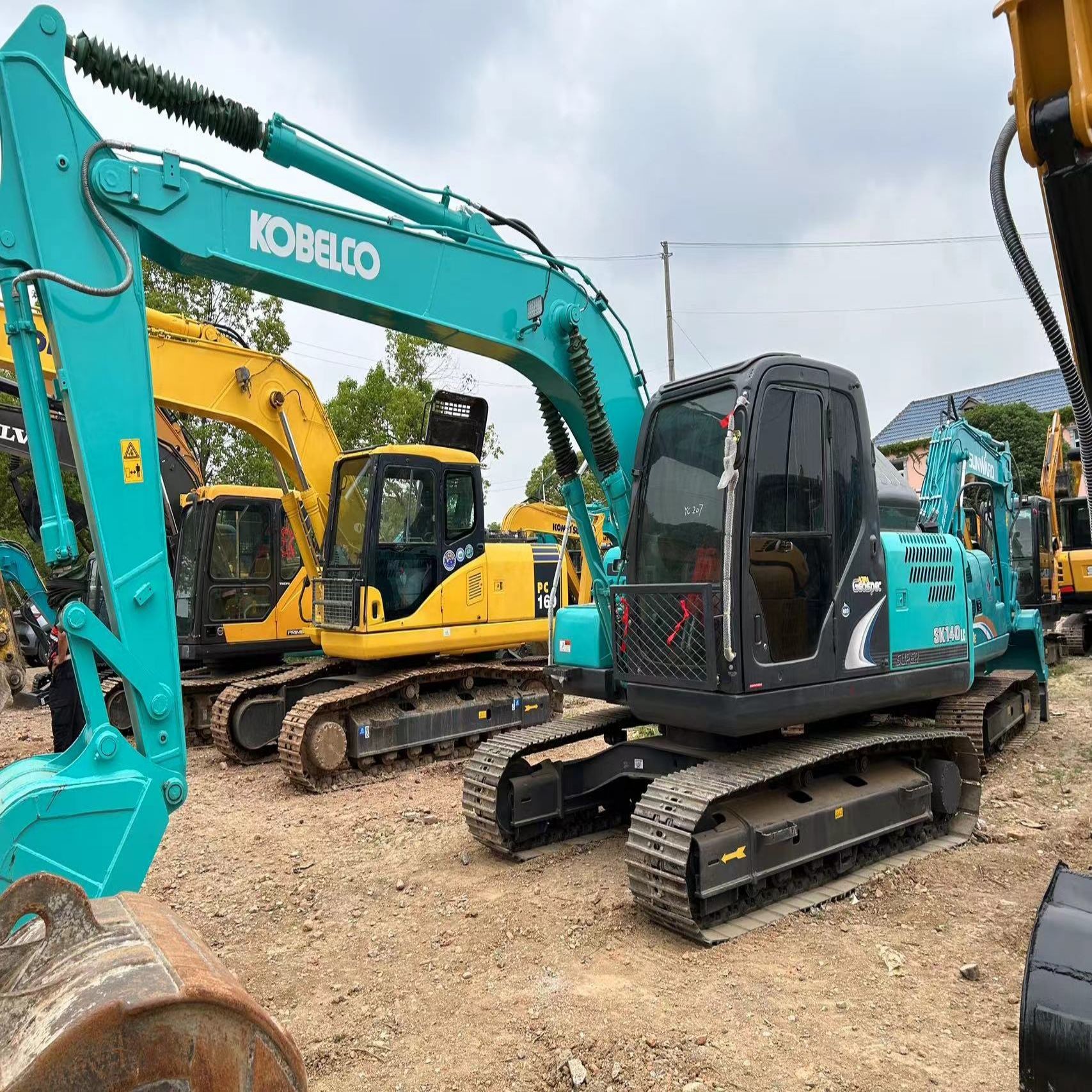 Used Kobelco Digger SK140 Secondhand 14ton Small Type Crawler Excavator