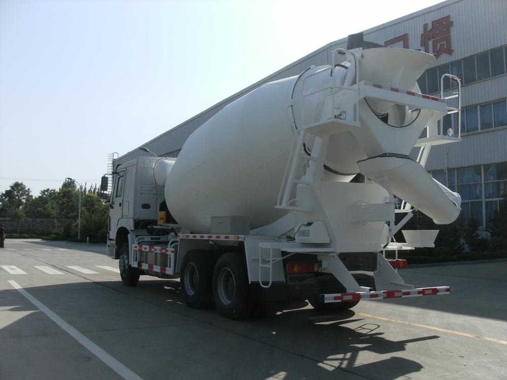 8cbm capacity volume concrete mixer truck howo 6x4 sinotruk cement mixer truck