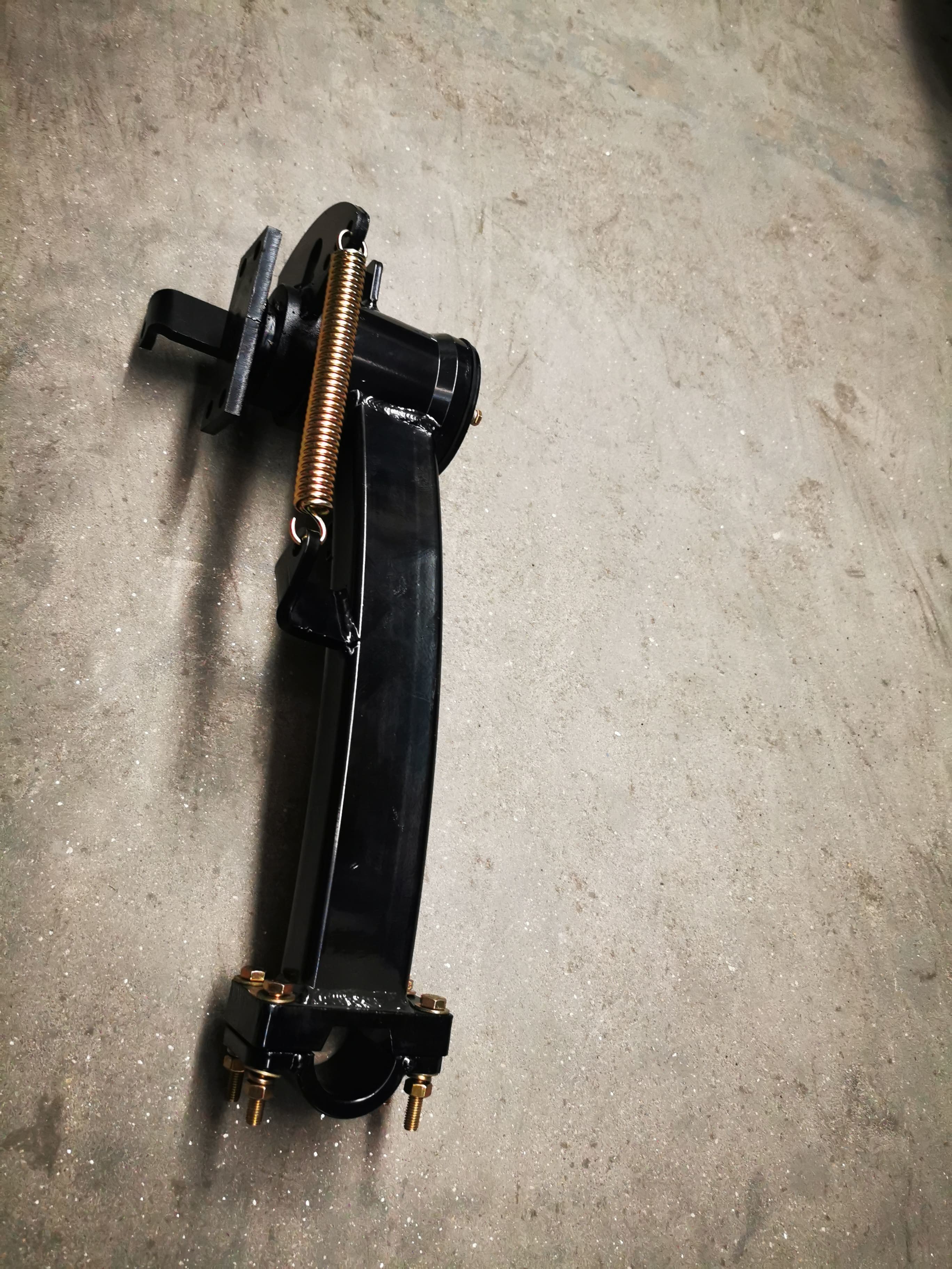 Black Arc Shaped Spray Mechanism Cleaning Vehicle Rustproof Road Sweeper Parts