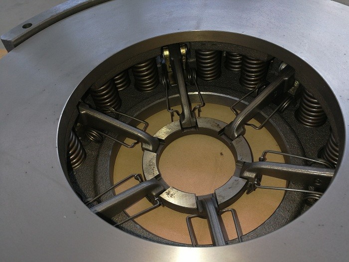 D0032507004 CLUTCH COVER