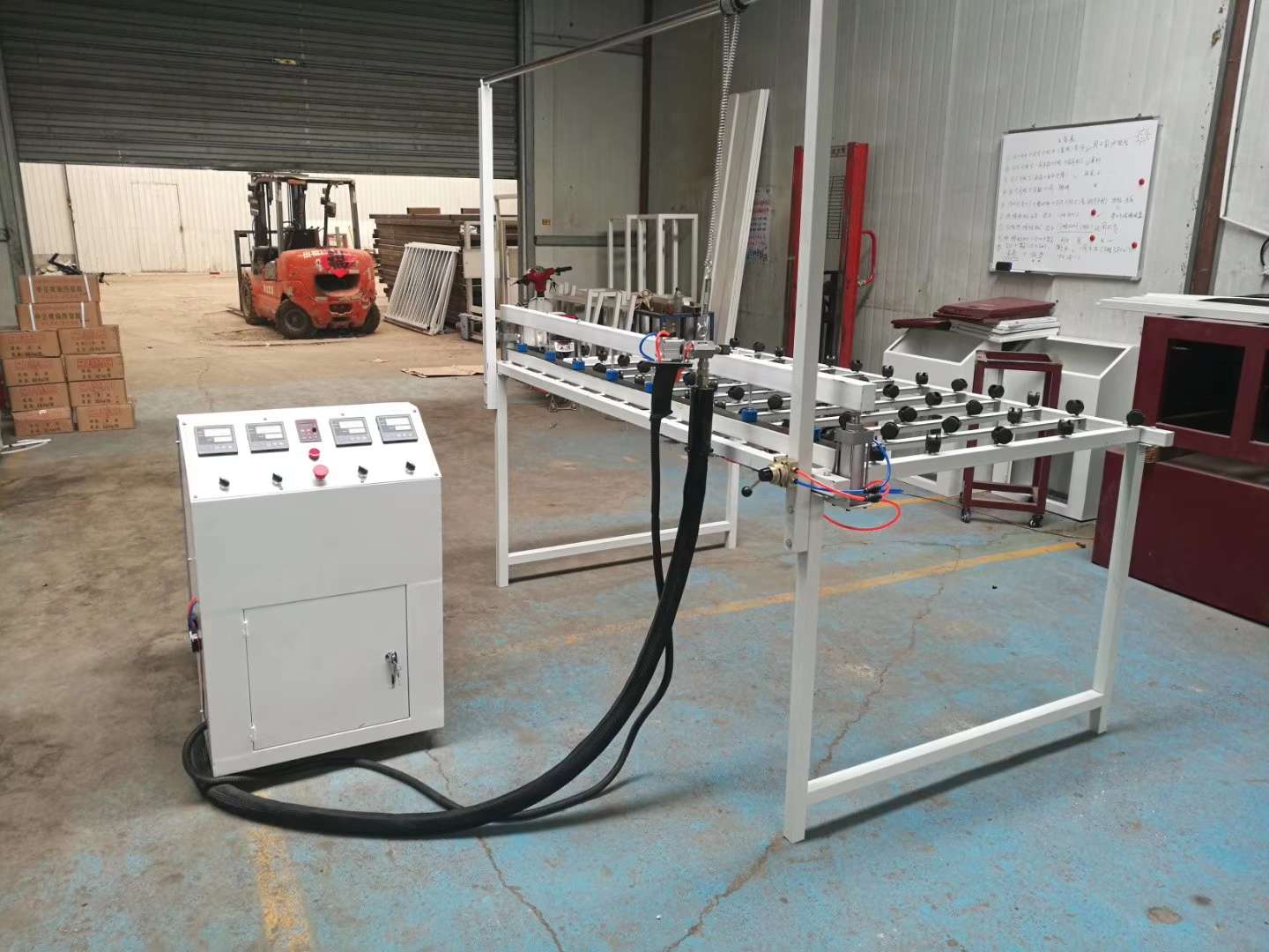 insulating glass hot melt glue sealing machine