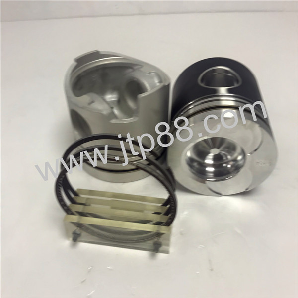 Komatsu 4D95 Diesel Engine Piston For Excavator / Auto Car 6204-31-2121