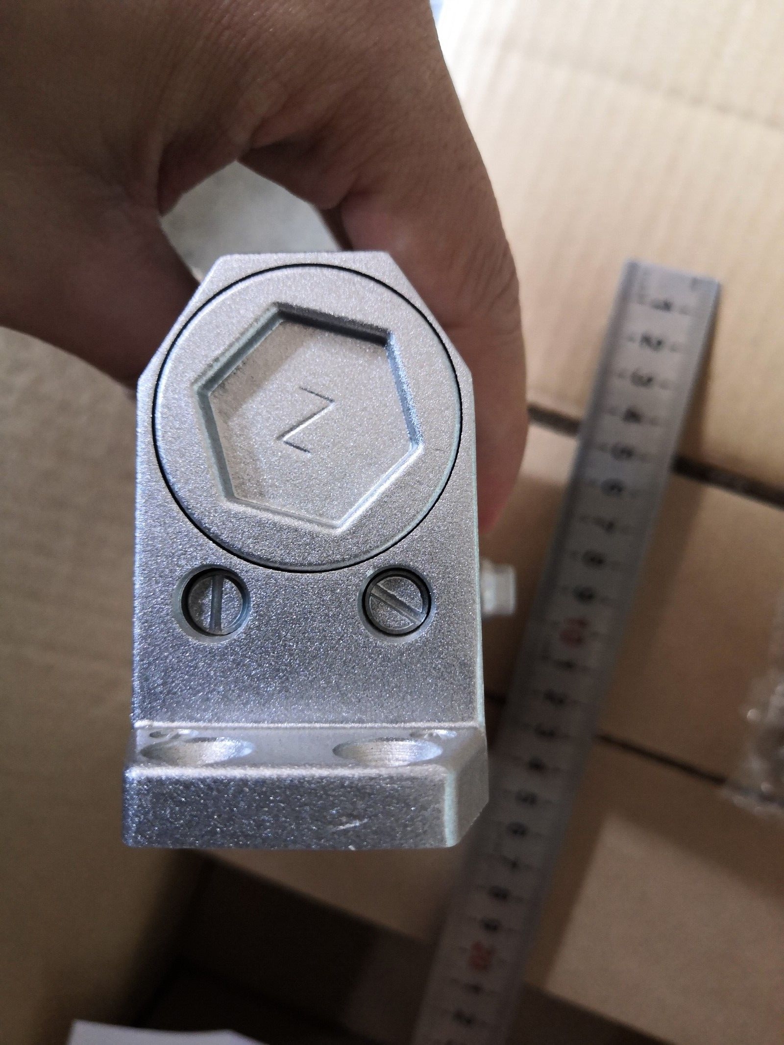 45-65 KG Bearing Capacity Aluminum Automatic Door Closer with 2 Speeds and Consumption