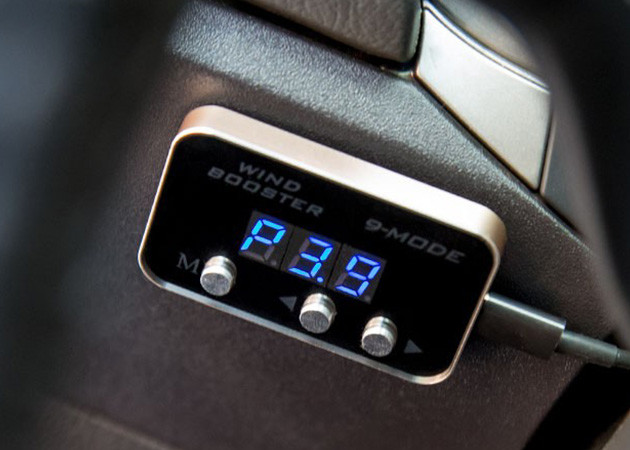 OLED Lighting 9 Mode Throttle Controller Intelligent Driving Dynamic Display