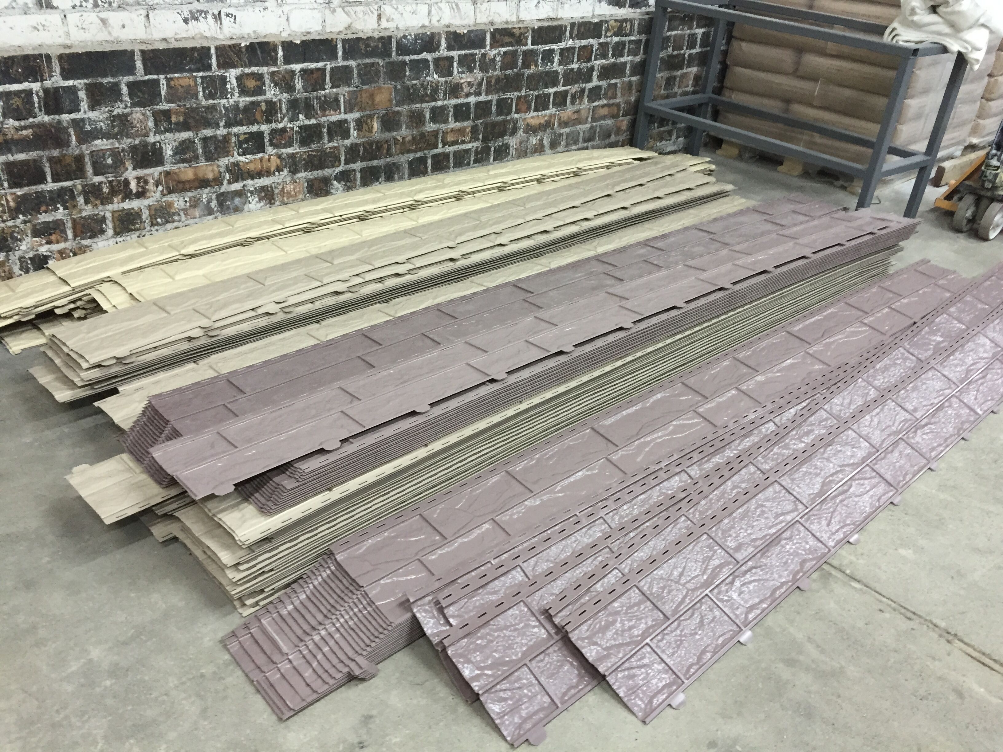 Customizable 23000 KG PVC Stone Siding Extrusion Line2 for PVC Manufacturing