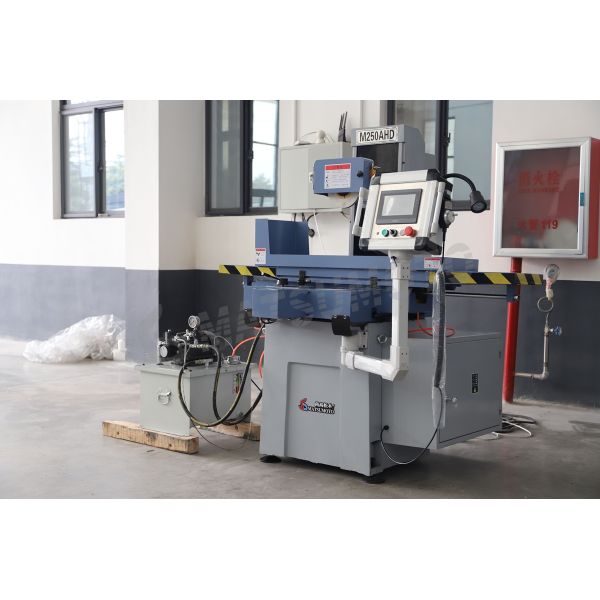 Servo Motor PLC CNC Surface Grinding Machine 500x250mm Worktable M250AHD