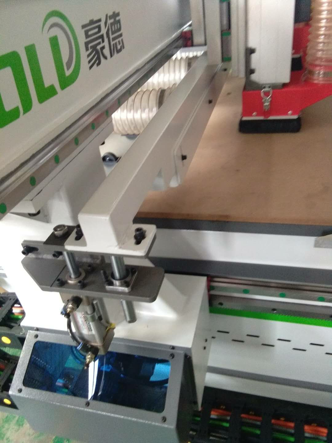 Four Axis CNC Nesting Machine 7x10 Feet Optional With Dry Pump