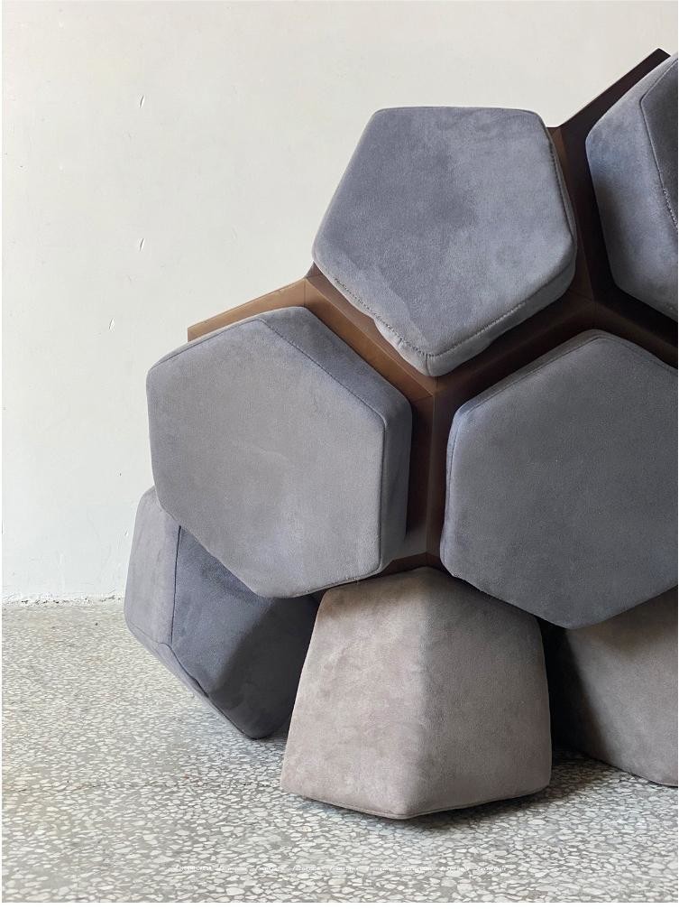 New Designer Creative Molecular Ball Sofa Chair With Velvet Fabric