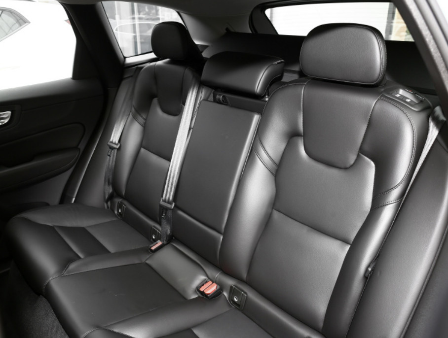 Volvo XC60 2023 B5 4WD Zhiyuan Luxury Version 5 Seats SUV Luxury New