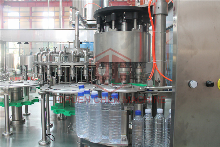 Piston Type Plastic Bottle Filling Machine Monoblock Bottling Equipment