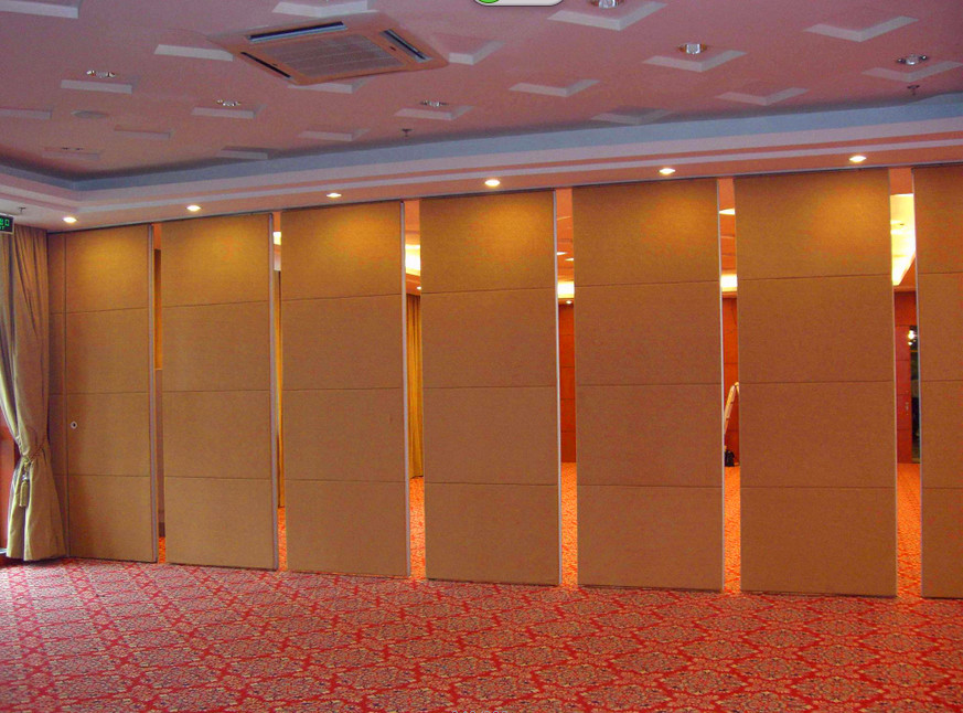 Customized Foldable Operable Sliding Partition Walls Floor to Ceiling Aluminum Frame
