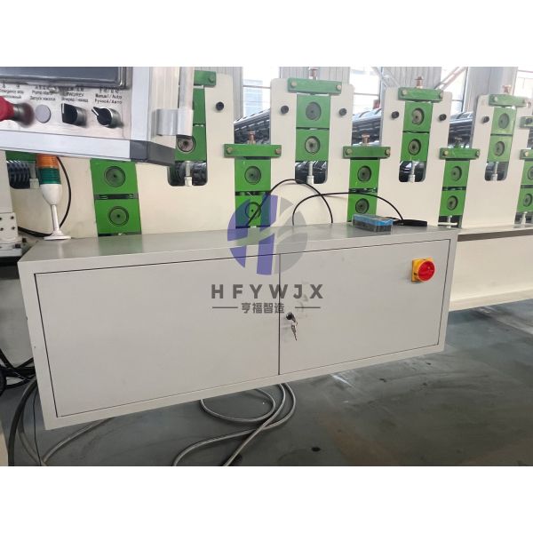 C8 C21 Double Layer Roll Forming Machine close-up detail