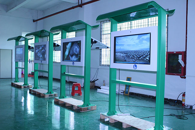 Various Color 49 Inch Portable LCD Advertising For Outdoor Outdoor LCD Kiosk Digital Signage And Displays