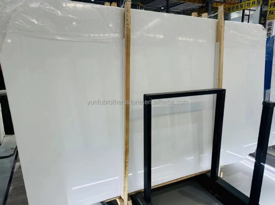 Customized Size Polished Italian White Marble Tile Top-Grade Stone for Hotel Floor