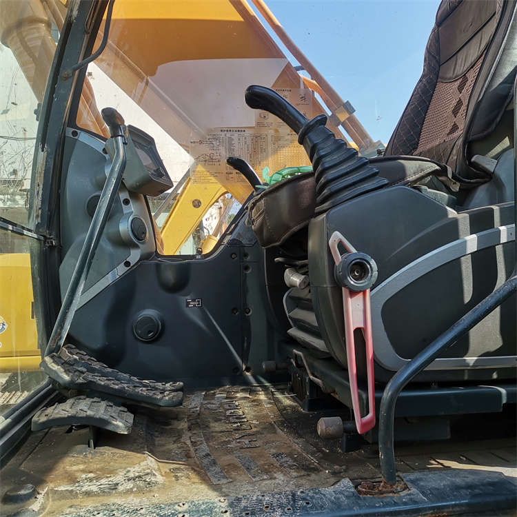Good Working Condition 215-9t Used Hyundai Excavator in Original Design Made by Korea