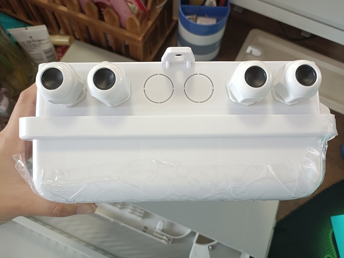 White Fiber Optic Splitter Box LC 1x16 PLC Splitter Wall Mount