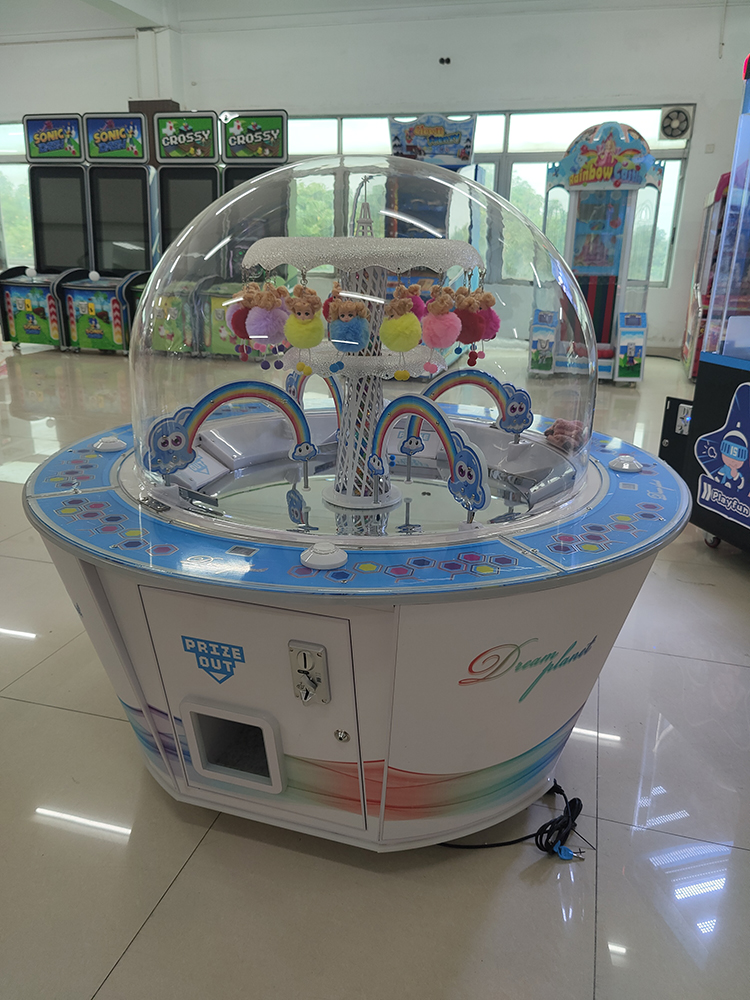 Newly Designed Multiplayer Gift Candy Prize Out Machine Coin Operated Game Machine