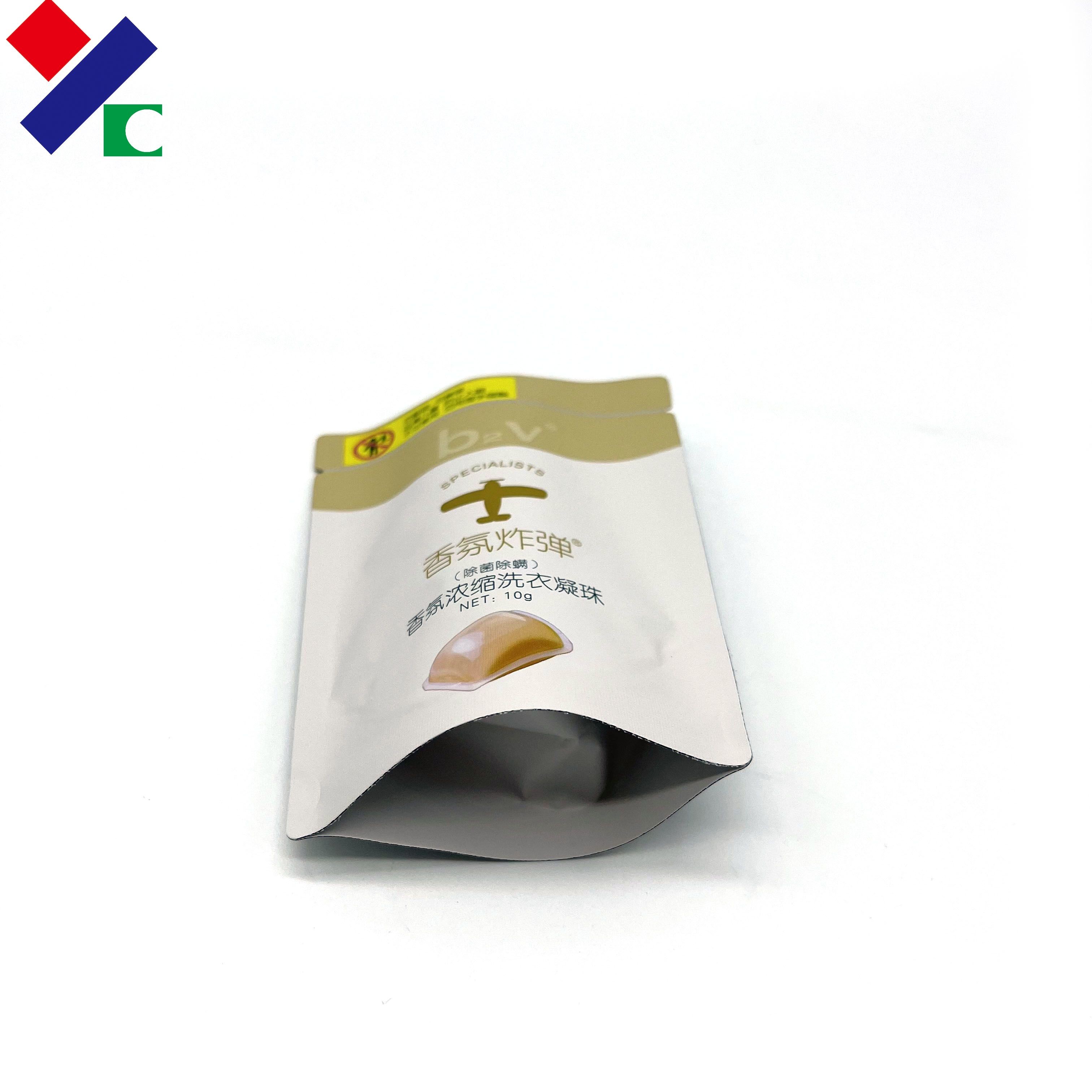 Colorful Printing Stand Up Pouch Bag Customized Moisture Proof Shampoo Packaging Bags