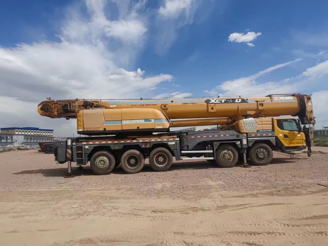 Perfect Original Condition 2016 Xg 130t Mobile Crane Truck Crane Hydraulic Crane Lifting Equipments for Sale at Good Price