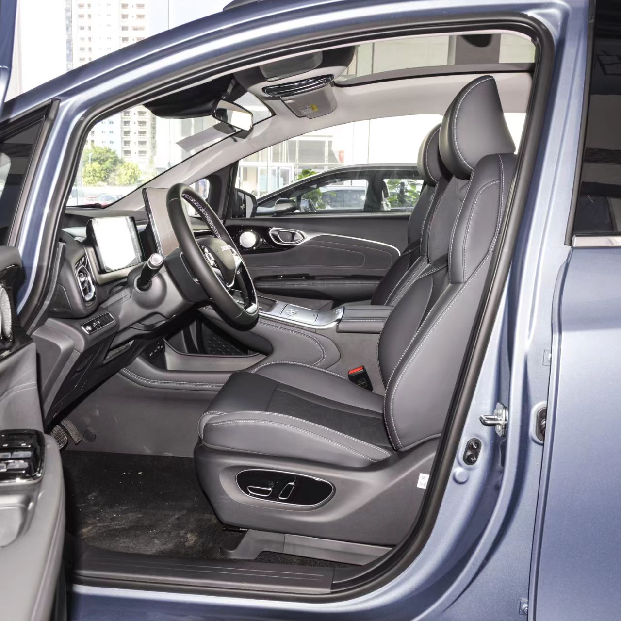 Electric Parking Brake 2024 Aion V Four Wheel Drive EV SUV with Maximum Power of 150-200Ps