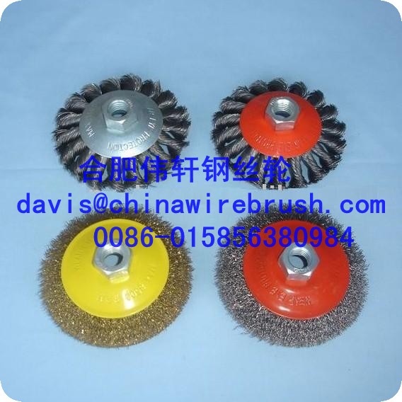 Crimped Wire Bevel Brushes