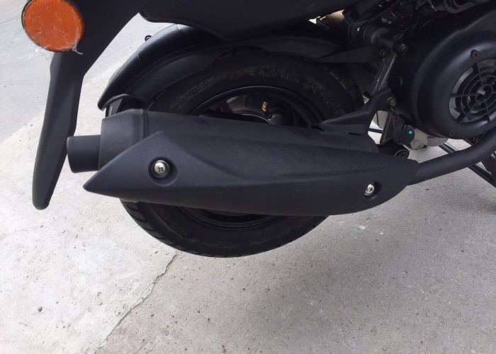 gas motor scooter 125cc 150cc engine red paint black aluminium wheel iron muffler hydraulic shock