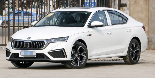 SkodaOctavia 2023 Facelift PRO TSI280 Zunxiang Edition Gasoline Compact car 1.4T150HP L4
