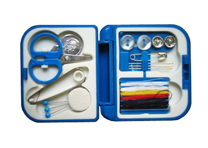 Portable Pink Blue Color Travel Sewing Kits With Folding Plastic Case