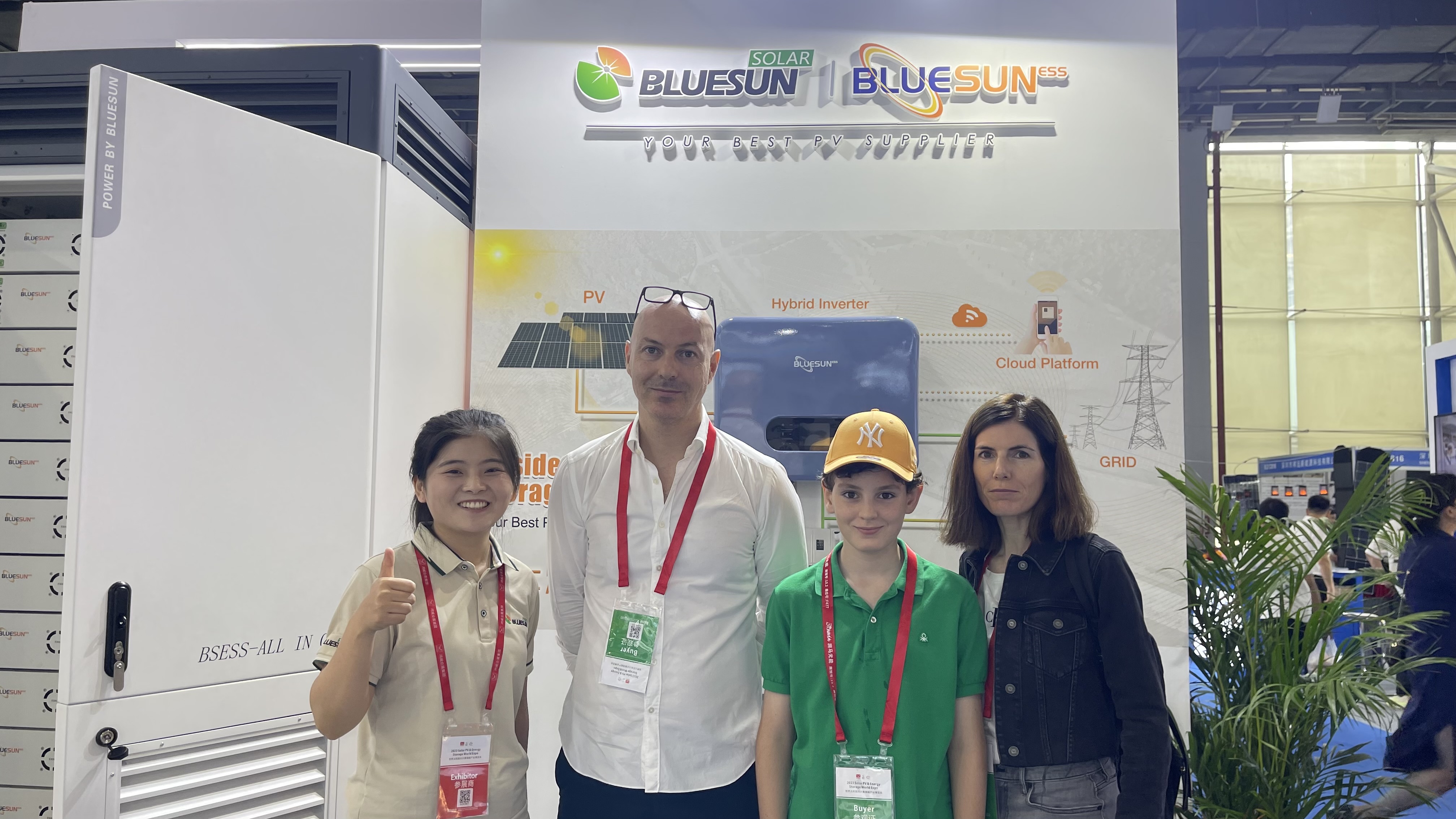 Bluesun Factory All in One Complete Hybrid Solar Energy System 10kw 12kw 15kw Home Solar Power System Solution