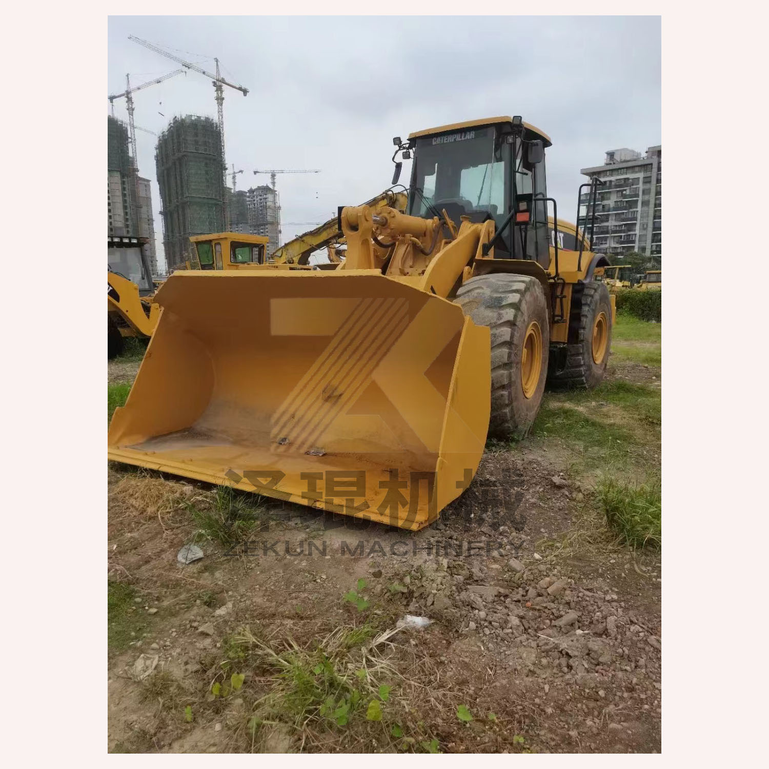 CAT 966H Heavy Equipment with Low Working Hours Performance and Efficiency