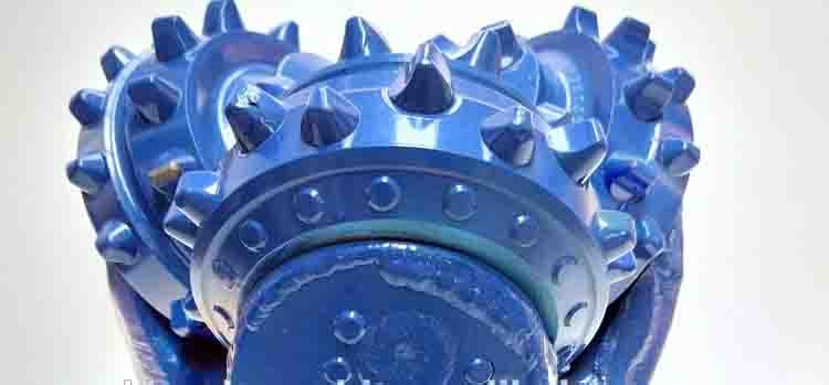 447 IADC Code 8-1/2" Tungsten Carbide Tricone Drill Bit For Hard Soils Blue Color