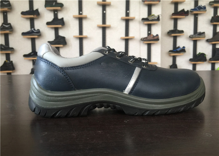Low Cut Stitch Down Construction Safety Shoes , Sport Safety Shoes Leather Material