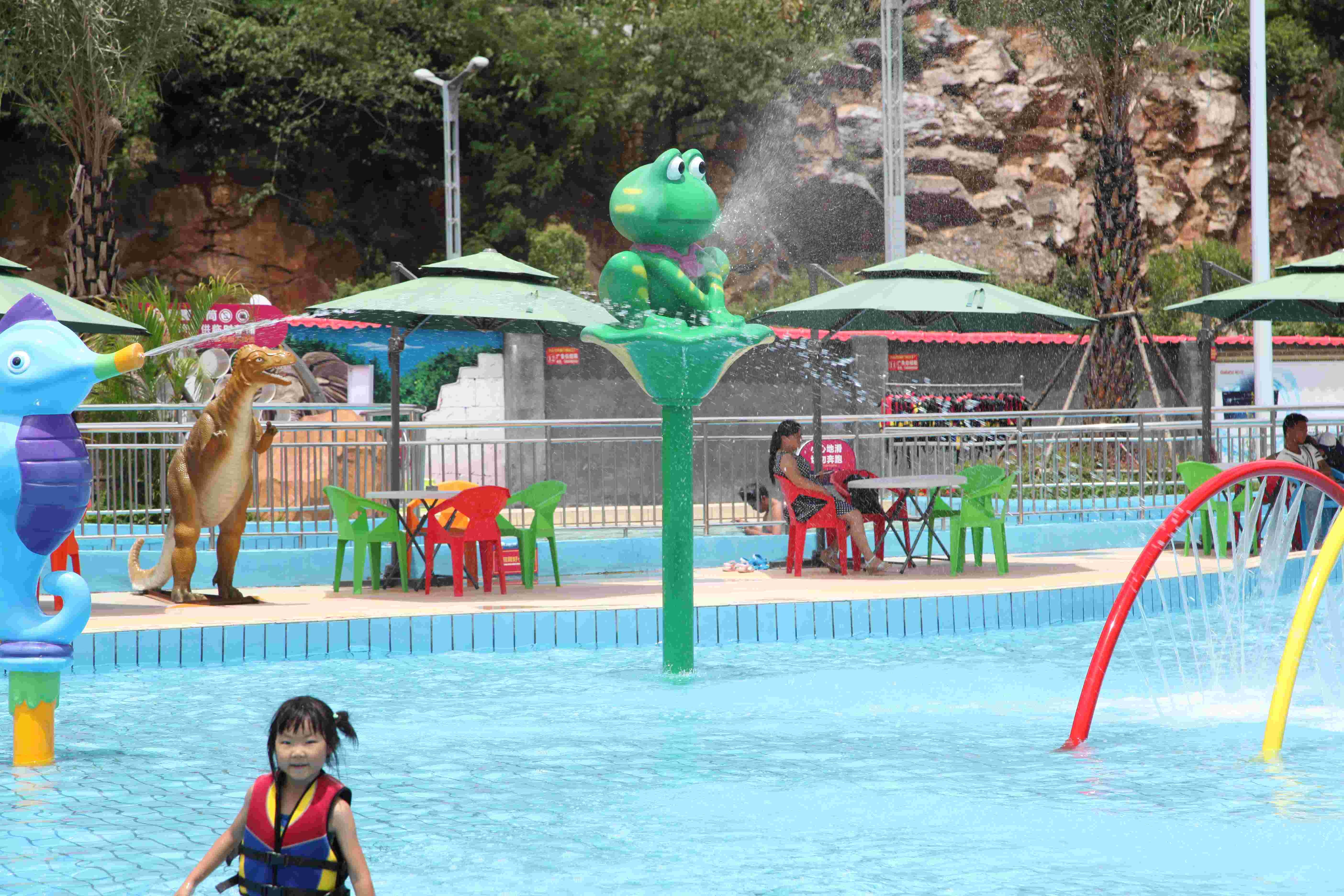 Kids Water Game Aqua Play , Amusement Spray Equipment For Water Park