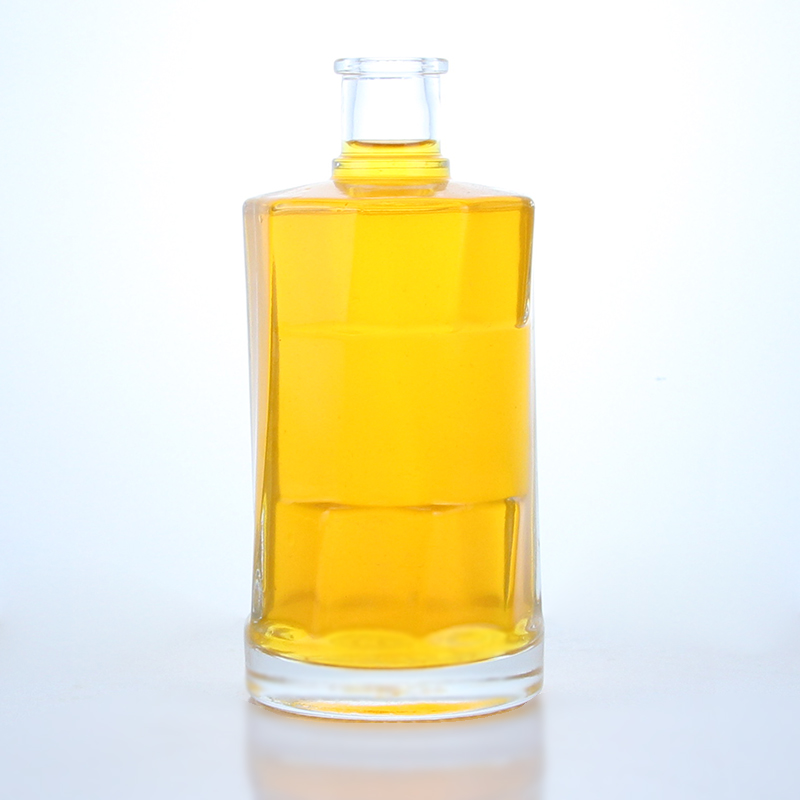 Clear Glass Bottle with Cork for Whisky Vodka Tequila Gin Rum Made in Clear or Customized