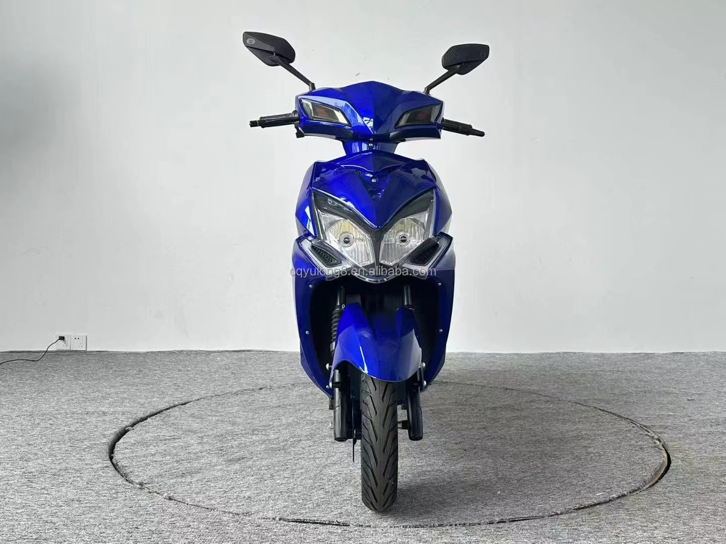 Max Load 200kg 500W/1000W/1500W/2000W Brushless Motor Electric Scooter for Adults
