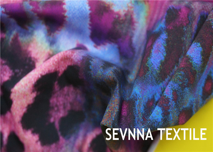 Eco Friendly Sports Bra Wicking Fabric , Paisley Printed Breathable Underwear Fabric