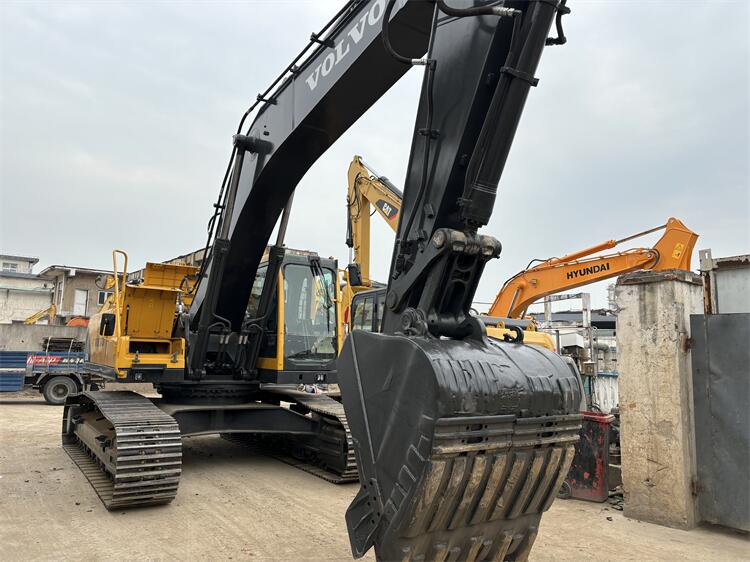 ORIGINAL Hydraulic Pump and Valve Volvo EC290 290 Excavator 29ton Tracked Digger Machine