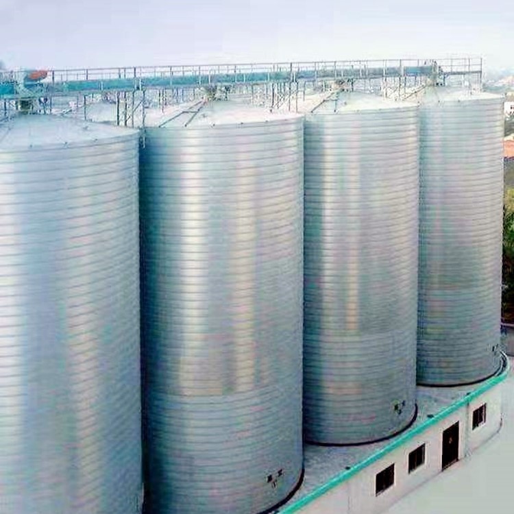 Spiral silo for farm