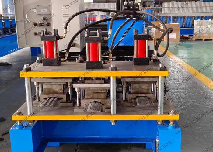 50hz 5000 Mm Ppgi Ceiling Channel Roll Forming Machine 20m/Minute