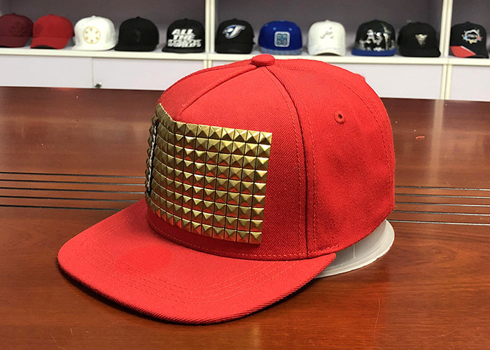 Rivet Chain Personalized Child Snapback Hats Flat Brim 85% Acrylic + 15% Wool