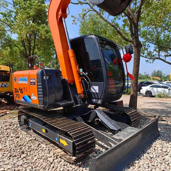 Used Hitachi ZX70 Crawl Excavator 0.33m3 Bucket Capacity 0.67 Tons Compact Excavator