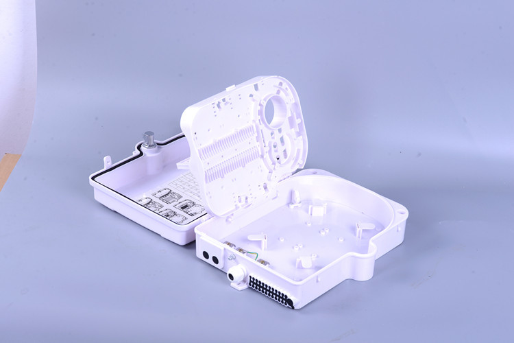 Wall / Pole Mounted 24 Port Optical Fiber Distribution Box With PLC Splitter