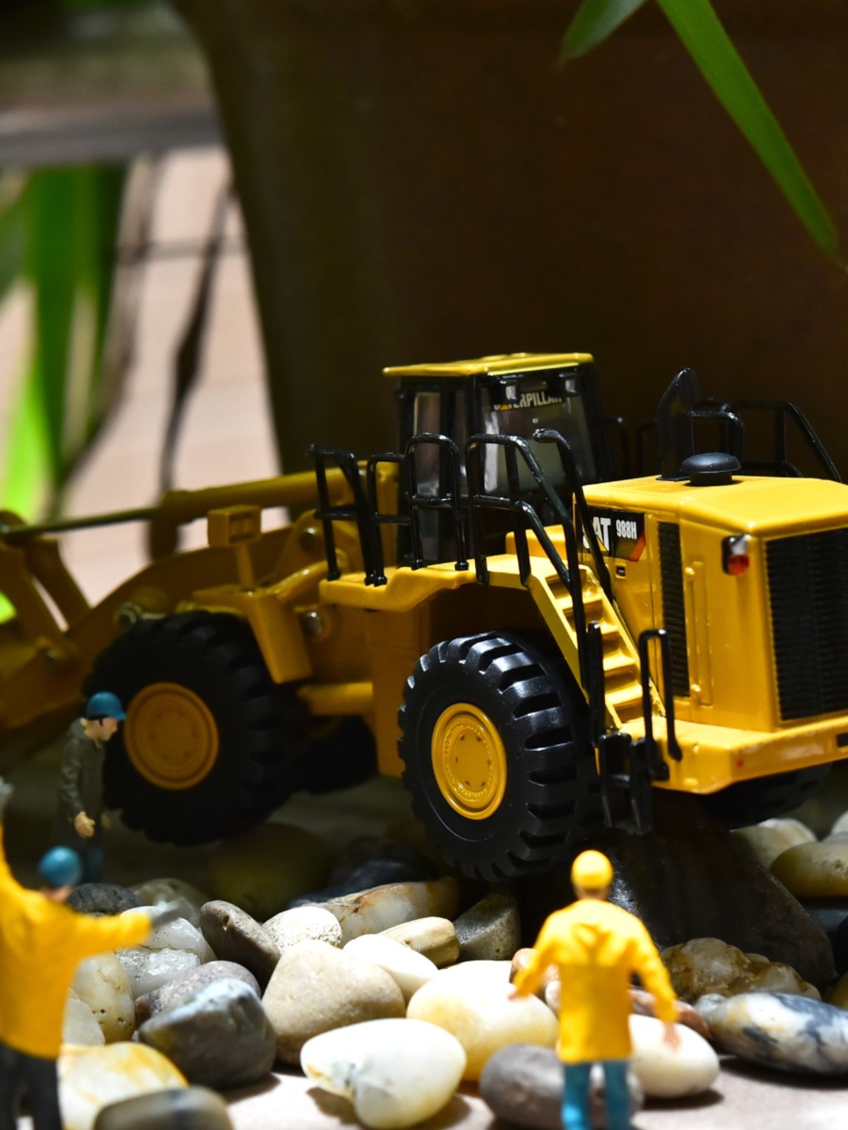 DM CAT988H Loader Shovel Bulldozer Engineering Truck Alloy Simulation Model