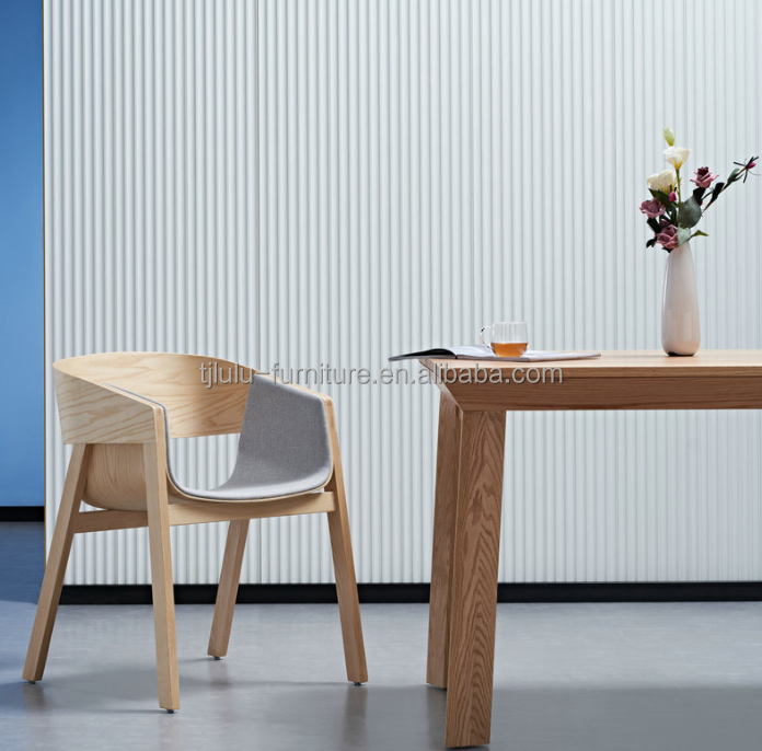 Modern Design Solid Wood Dining Room Chair with Fabric Cushion and Natural Color