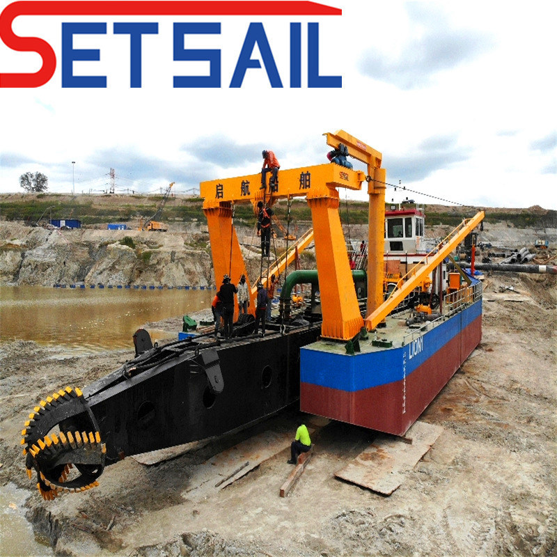 China Manufacture 24 Inch River Sand Dredger for Sale